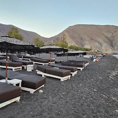 Pleasure Black Beach 페리사 외부 사진