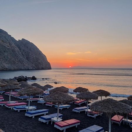 Pleasure Black Beach 페리사 외부 사진